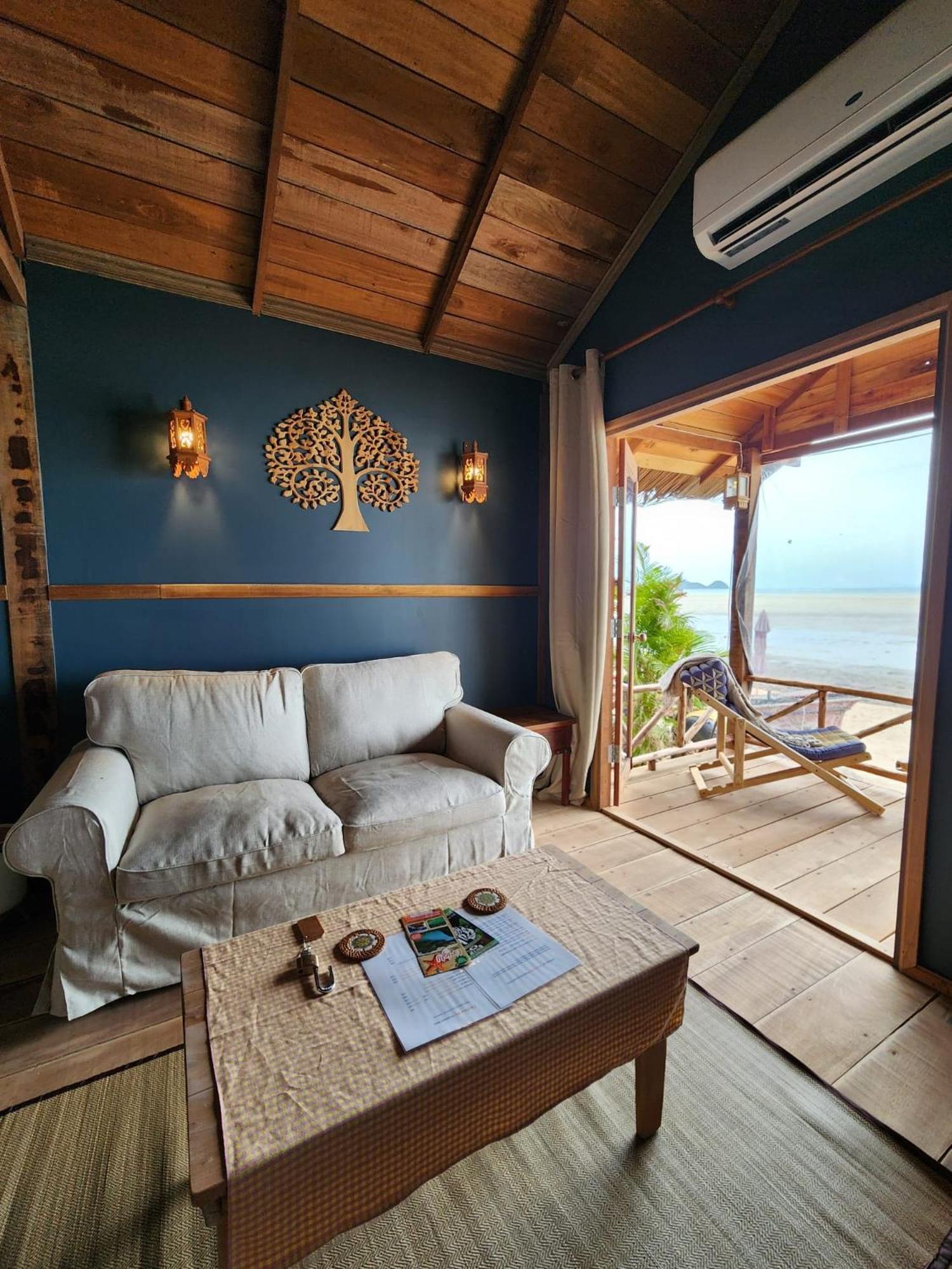Castaway Beach Bungalows Szrithanu Kültér fotó