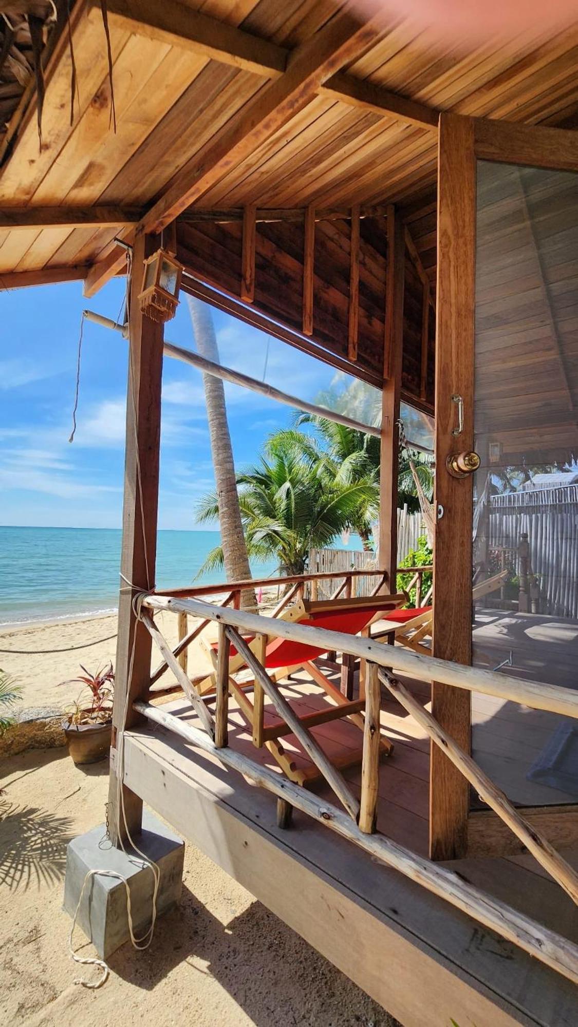 Castaway Beach Bungalows Szrithanu Kültér fotó