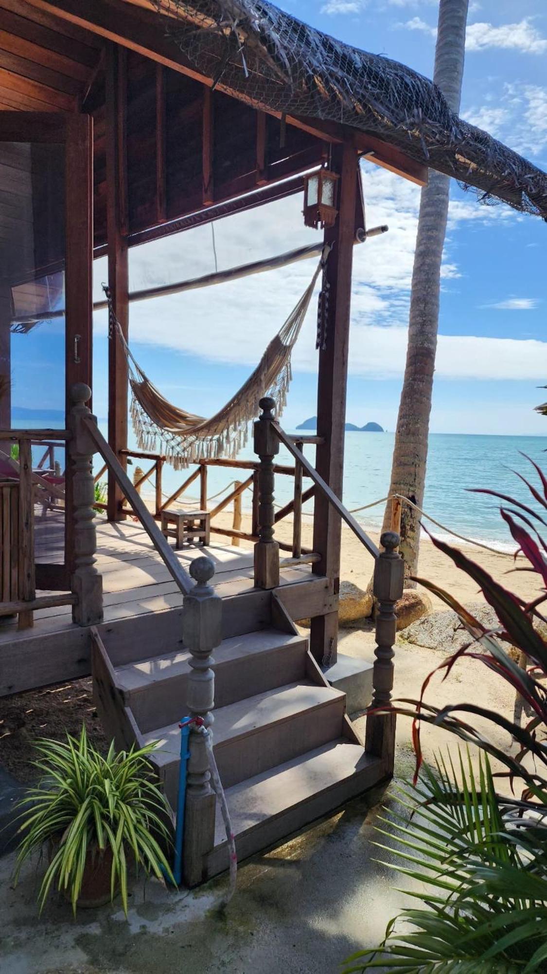 Castaway Beach Bungalows Szrithanu Kültér fotó
