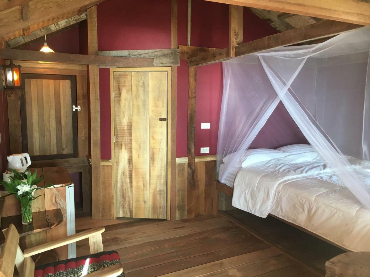 Castaway Beach Bungalows Szrithanu Kültér fotó