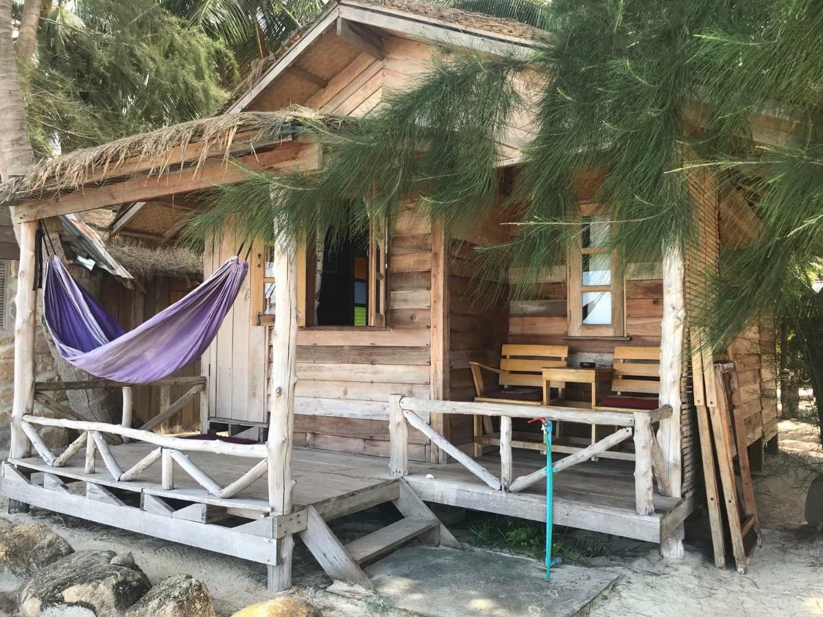 Castaway Beach Bungalows Szrithanu Kültér fotó